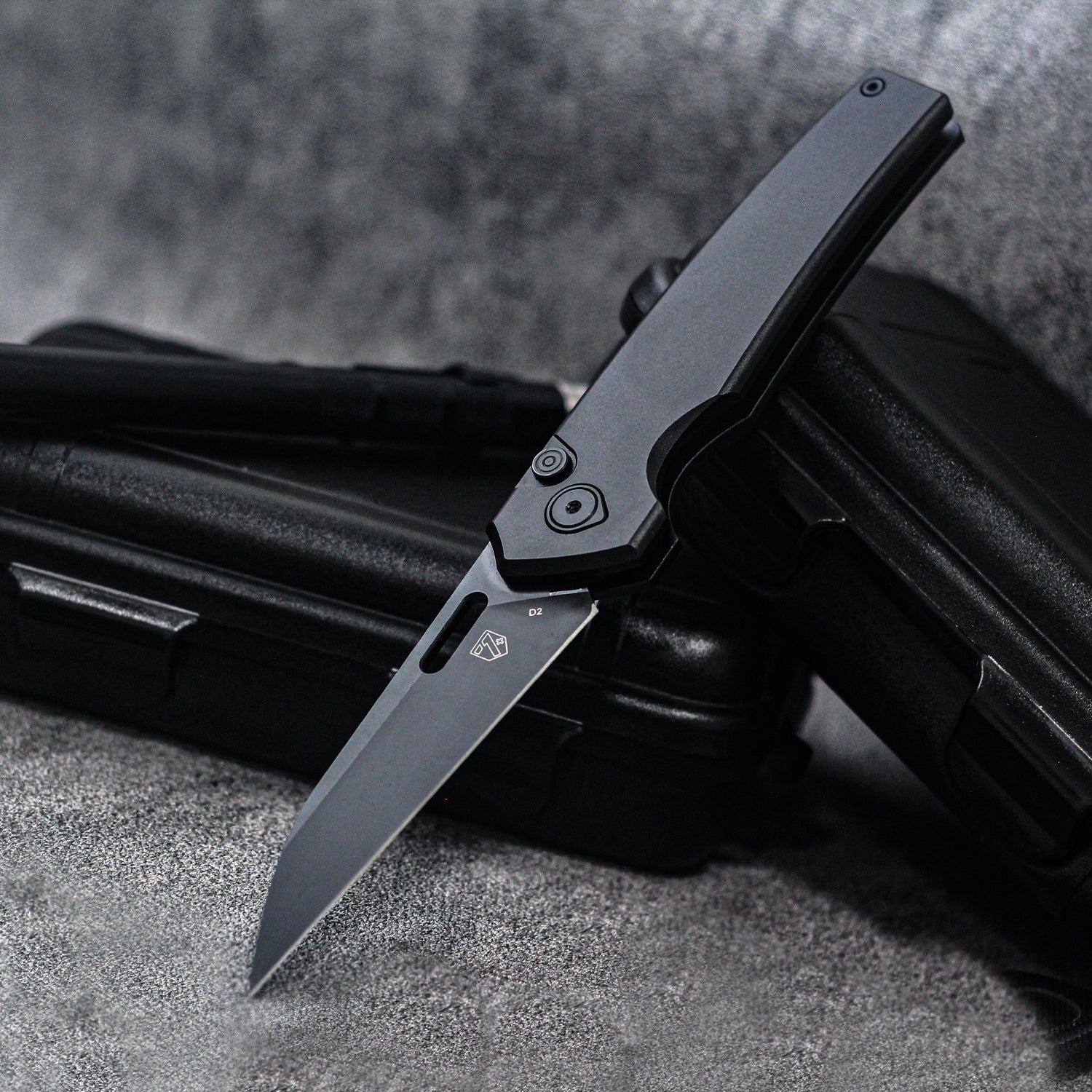 CHALLENGER-BLACK-WHARNCLIFFE